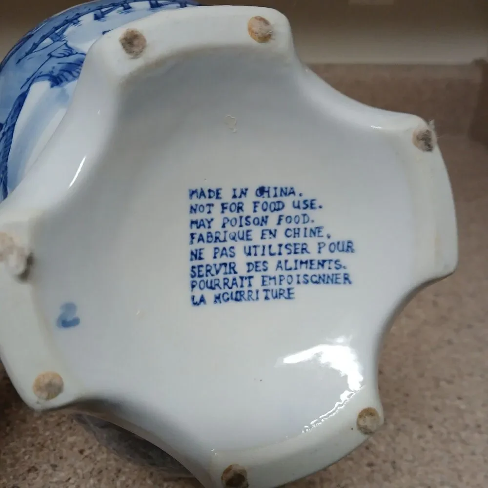 Vtg Blue & White Chinoiserie Vase Bombay Shape Cachepot Double Scroll Handle
